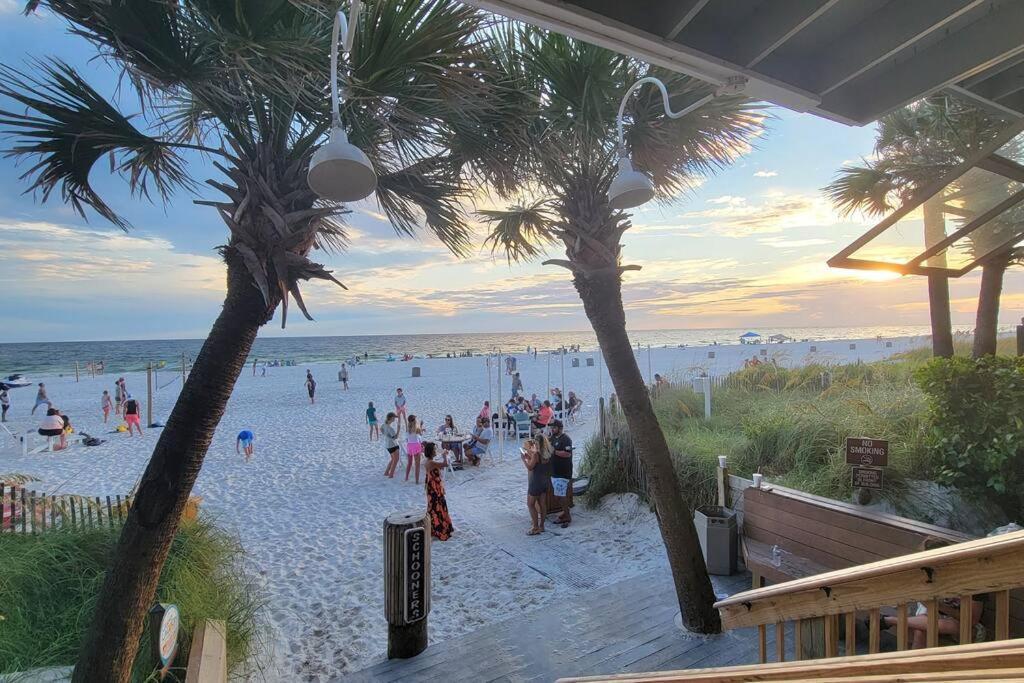 Alpha Retreats Panama City Beach Exterior photo