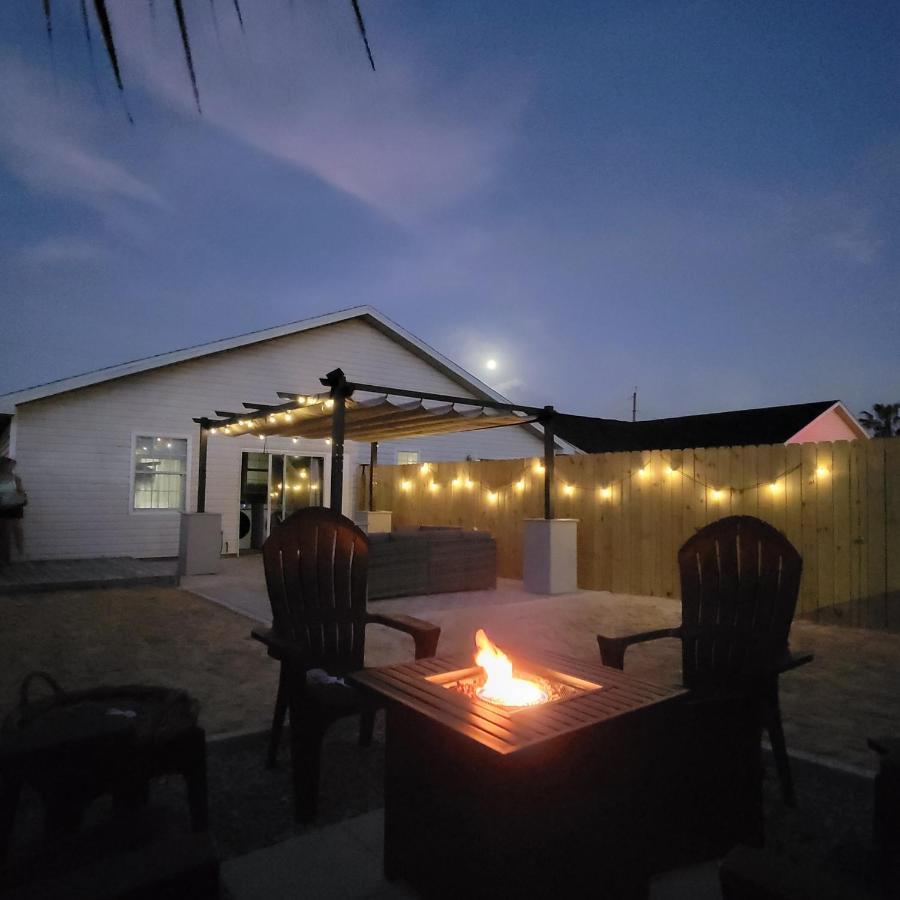 Alpha Retreats Panama City Beach Exterior photo